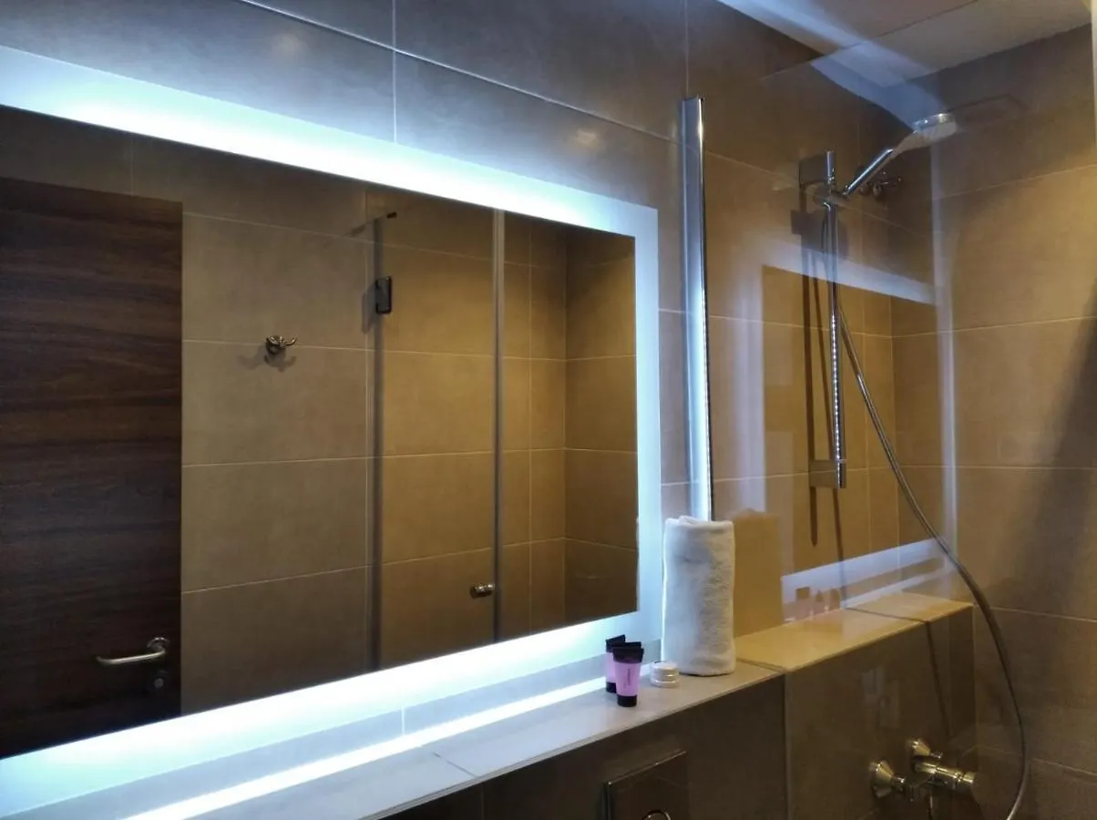 *** Konukevi Pension Ciudadela Barselona İspanya