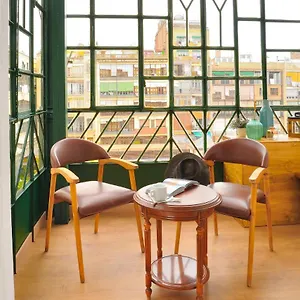 2* Pensjonat Girona